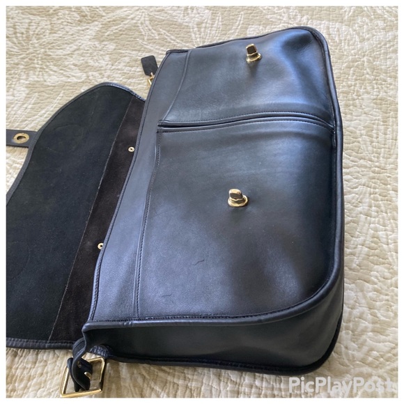 RARE Vintage 80’s Collector Condition Coach Courier Bag # 9800 in Black Leather. - Picture 5 of 16